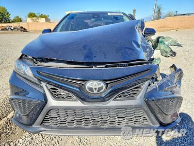 Piąte zdjęcie samochodu w środku: 2021 TOYOTA CAMRY SE VIN:4T1G11AK6MU455348 - miniatura