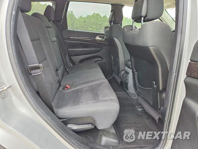 Zdjęcie 11 z 13 samochodu: 2012 JEEP GRAND CHEROKEE LAREDO VIN:1C4RJEAG0CC234977 - miniatura
