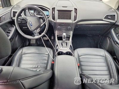 Zdjęcie 8 z 12 samochodu: 2017 FORD EDGE SEL VIN:2FMPK4J84HBC32014 - miniatura