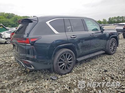 Trzecie zdjęcie samochodu z tyłu: 2025 LEXUS LX 600 F SPORT HANDLING VIN:JTJMB7CX3S4072753 - miniatura