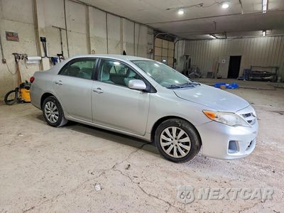Czwarte zdjęcie samochodu z boku: 2012 TOYOTA COROLLA LE VIN:5YFBU4EE5CP050962 - miniatura