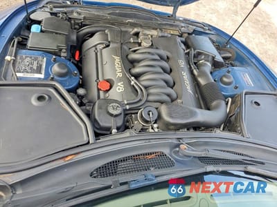 Zdjęcie 11 z 12 samochodu: 1997 JAGUAR XK8 VIN:SAJGX5743VC003434 - miniatura