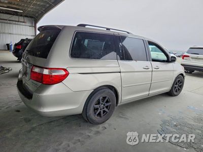 Trzecie zdjęcie samochodu z tyłu: 2005 HONDA ODYSSEY TOURING VIN:5FNRL38865B126642 - miniatura