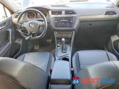 Zdjęcie 8 z 13 samochodu: 2018 VOLKSWAGEN TIGUAN SE VIN:3VV3B7AX1JM083854 - miniatura