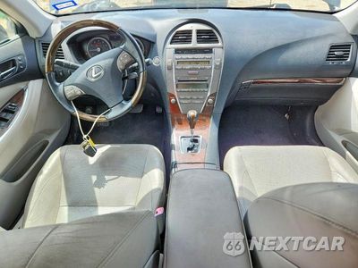 Zdjęcie 8 z 12 samochodu: 2011 LEXUS ES 350 VIN:JTHBK1EG5B2460727 - miniatura