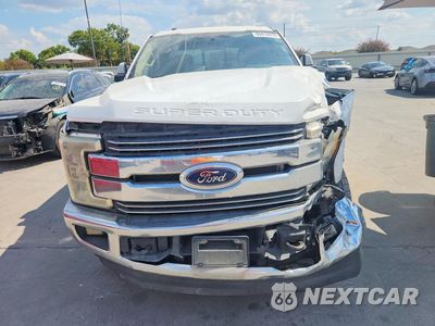 Piąte zdjęcie samochodu w środku: 2017 FORD F250 SUPER DUTY VIN:1FT7W2BT6HEC07538 - miniatura