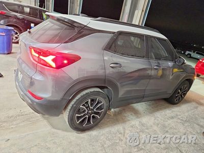 Trzecie zdjęcie samochodu z tyłu: 2022 CHEVROLET TRAILBLAZER ACTIV VIN:KL79MVSL8NB097831 - miniatura