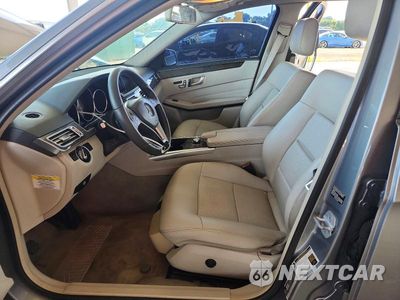 Zdjęcie 7 z 12 samochodu: 2014 MERCEDES-BENZ E 350 VIN:WDDHF5KB3EA880504 - miniatura