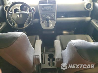 Zdjęcie 8 z 13 samochodu: 2006 HONDA ELEMENT EX VIN:5J6YH28766L007447 - miniatura