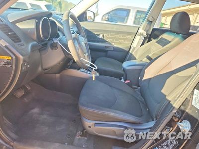 Zdjęcie 7 z 13 samochodu: 2012 KIA SOUL + VIN:KNDJT2A67C7410705 - miniatura