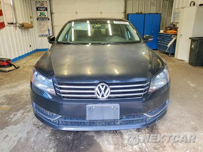Piąte zdjęcie samochodu w środku: 2013 VOLKSWAGEN PASSAT SE VIN:1VWBP7A36DC026254 - miniatura