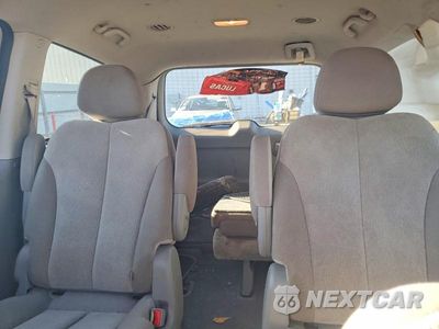 Zdjęcie 10 z 13 samochodu: 2012 KIA SEDONA LX VIN:KNDMG4C70C6502568 - miniatura