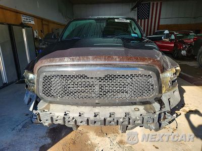 Piąte zdjęcie samochodu w środku: 2017 RAM 1500 ST VIN:1C6RR7KT6HS741970 - miniatura