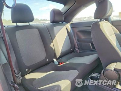 Zdjęcie 10 z 13 samochodu: 2017 VOLKSWAGEN BEETLE 1.8T VIN:3VWF17AT2HM617544 - miniatura