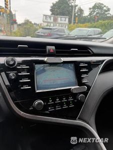 Zdjęcie 9 z 10 samochodu: 2018 TOYOTA CAMRY LE VIN:4T1B11HK3JU045926 - miniatura