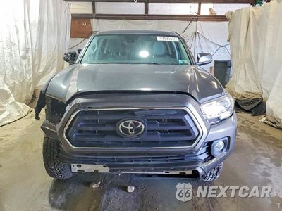 Piąte zdjęcie samochodu w środku: 2023 TOYOTA TACOMA SR5 V6 VIN:3TMCZ5AN0PM591416 - miniatura