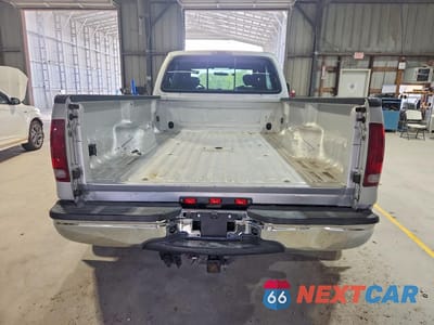 Zdjęcie 6 z 12 samochodu: 2004 FORD F350 SUPER DUTY VIN:1FTWX32P74EB16497 - miniatura