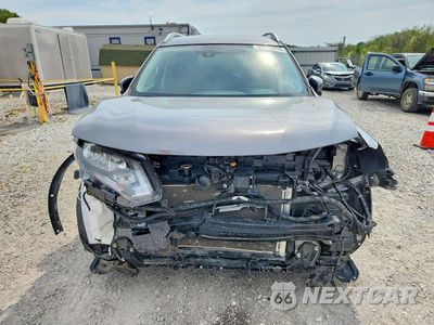 Piąte zdjęcie samochodu w środku: 2020 NISSAN ROGUE SV VIN:KNMAT2MT3LP538134 - miniatura