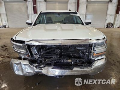 Piąte zdjęcie samochodu w środku: 2018 CHEVROLET SILVERADO C1500 LT VIN:1GCRCRECXJZ175777 - miniatura