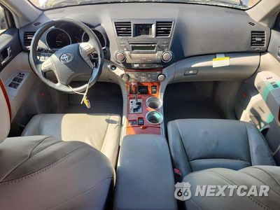Zdjęcie 8 z 12 samochodu: 2008 TOYOTA HIGHLANDER LIMITED VIN:JTEES42A082091375 - miniatura