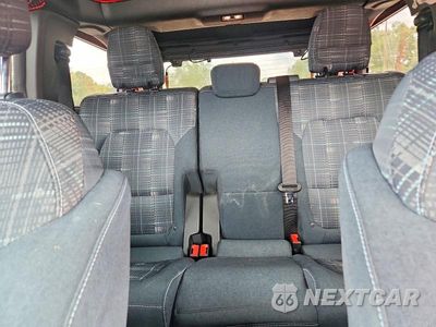 Zdjęcie 10 z 13 samochodu: 2023 FORD BRONCO HERITAGE LIMITED VIN:1FMDE4DH0PLA40786 - miniatura