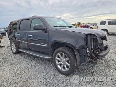 Czwarte zdjęcie samochodu z boku: 2012 GMC YUKON XL DENALI VIN:1GKS2MEF0CR209508 - miniatura