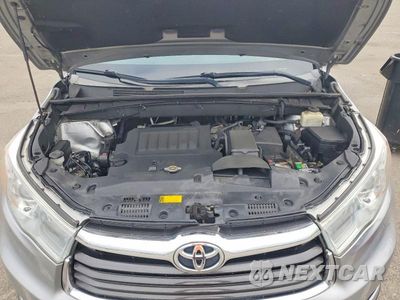 Zdjęcie 12 z 13 samochodu: 2016 TOYOTA HIGHLANDER XLE VIN:5TDJKRFH2GS324333 - miniatura