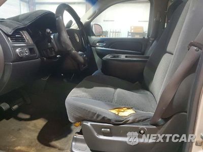 Zdjęcie 7 z 13 samochodu: 2007 CHEVROLET TAHOE C1500 VIN:1GNFC13087R327388 - miniatura