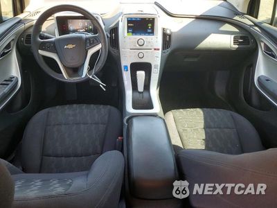 Zdjęcie 8 z 12 samochodu: 2013 CHEVROLET VOLT VIN:1G1RE6E43DU119465 - miniatura