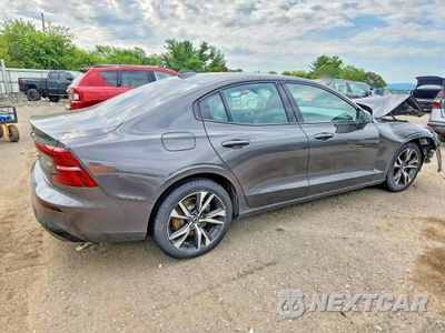 Trzecie zdjęcie samochodu z tyłu: 2024 VOLVO S60 CORE VIN:7JRL12FK6RG322016 - miniatura