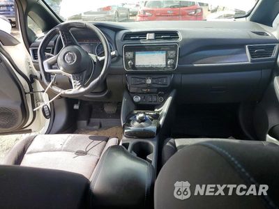 Zdjęcie 8 z 12 samochodu: 2018 NISSAN LEAF SV VIN:1N4AZ1CPXJC306122 - miniatura