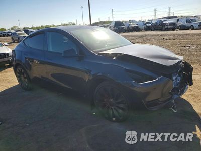 Czwarte zdjęcie samochodu z boku: 2024 TESLA MODEL Y VIN:7SAYGDEF1RA318131 - miniatura