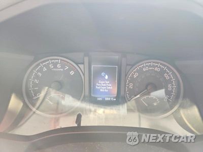 Zdjęcie 9 z 13 samochodu: 2019 TOYOTA TACOMA TRD OFF-ROAD VIN:3TMCZ5AN8KM189040 - miniatura