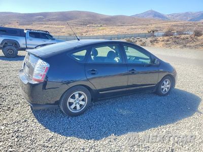 Trzecie zdjęcie samochodu z tyłu: 2007 TOYOTA PRIUS BASE VIN:JTDKB20U677646842 - miniatura