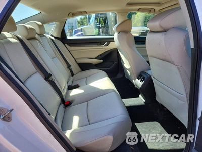 Zdjęcie 10 z 12 samochodu: 2019 HONDA ACCORD EX VIN:1HGCV1F42KA105927 - miniatura