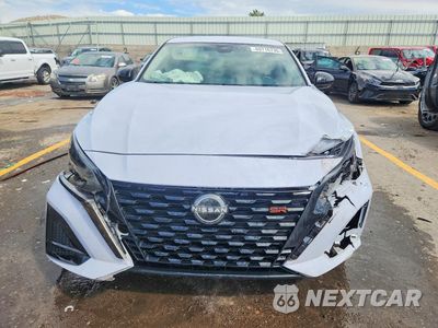 Piąte zdjęcie samochodu w środku: 2023 NISSAN ALTIMA SR VIN:1N4BL4CV4PN415100 - miniatura