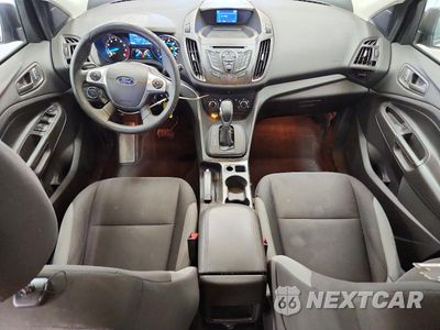 Zdjęcie 8 z 13 samochodu: 2015 FORD ESCAPE S VIN:1FMCU0F71FUB51013 - miniatura