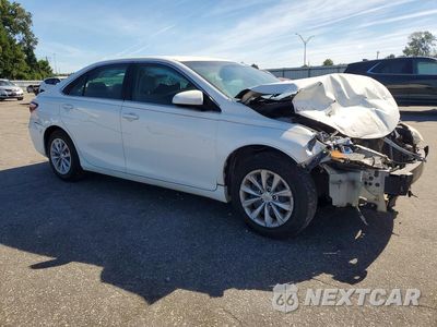 Czwarte zdjęcie samochodu z boku: 2015 TOYOTA CAMRY LE VIN:4T4BF1FK1FR467503 - miniatura