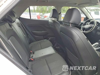 Zdjęcie 11 z 13 samochodu: 2022 HYUNDAI VENUE LIMITED VIN:KMHRC8A39NU150478 - miniatura