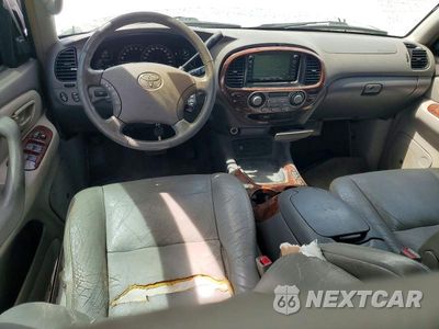 Zdjęcie 8 z 13 samochodu: 2005 TOYOTA SEQUOIA LIMITED VIN:5TDZT38A25S262958 - miniatura