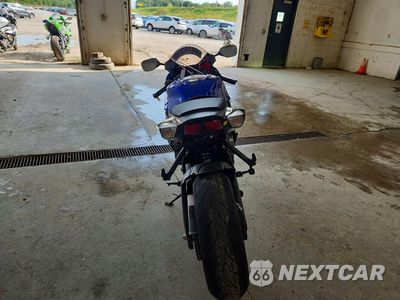Czwarte zdjęcie samochodu z boku: 2026 SUZUKI GSX-R750 VIN:JS1GR7MA2T7101742 - miniatura