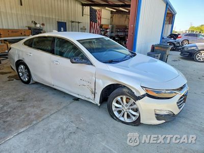 Czwarte zdjęcie samochodu z boku: 2019 CHEVROLET MALIBU LT VIN:1G1ZD5ST5KF201207 - miniatura