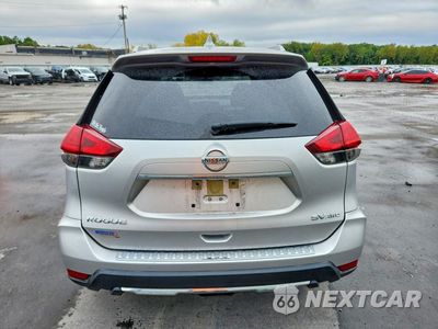 Zdjęcie 6 z 14 samochodu: 2017 NISSAN ROGUE SV VIN:JN8AT2MV1HW251846 - miniatura
