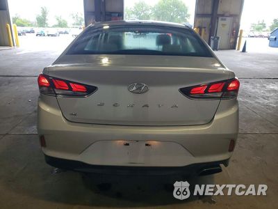 Zdjęcie 6 z 12 samochodu: 2018 HYUNDAI SONATA SE VIN:5NPE24AF8JH722458 - miniatura