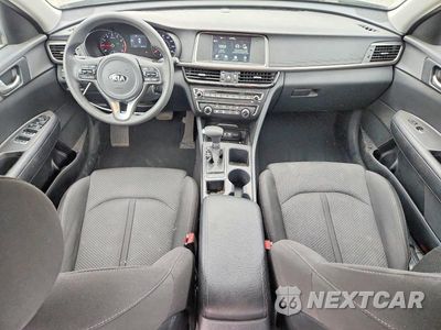Zdjęcie 8 z 13 samochodu: 2018 KIA OPTIMA LX VIN:KNAGT4L36J5238584 - miniatura