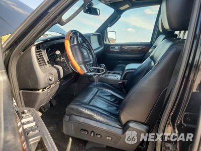 Zdjęcie 7 z 14 samochodu: 2015 LINCOLN NAVIGATOR L VIN:5LMJJ3JT9FEJ09976 - miniatura