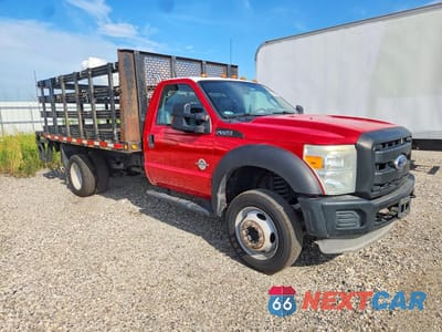 Czwarte zdjęcie samochodu z boku: 2012 FORD F550 SUPER DUTY VIN:1FDUF5GT8CEA13305 - miniatura