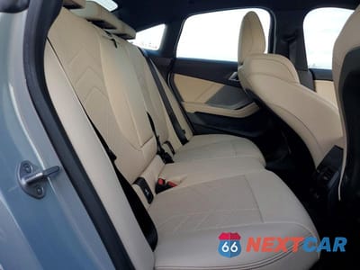 Zdjęcie 10 z 12 samochodu: 2026 BMW 2 SERIES 228 VIN:WBA83GG02T7U54493 - miniatura