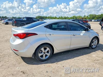Trzecie zdjęcie samochodu z tyłu: 2016 HYUNDAI ELANTRA VALUE EDITION VIN:5NPDH4AE5GH673469 - miniatura