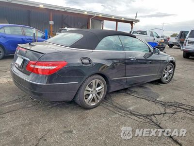 Trzecie zdjęcie samochodu z tyłu: 2011 MERCEDES-BENZ E 350 VIN:WDDKK5GF2BF056697 - miniatura